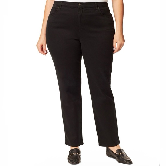 NWOT Gloria Vanderbilt ‘Amanda’ Jeans - Picture 1 of 4